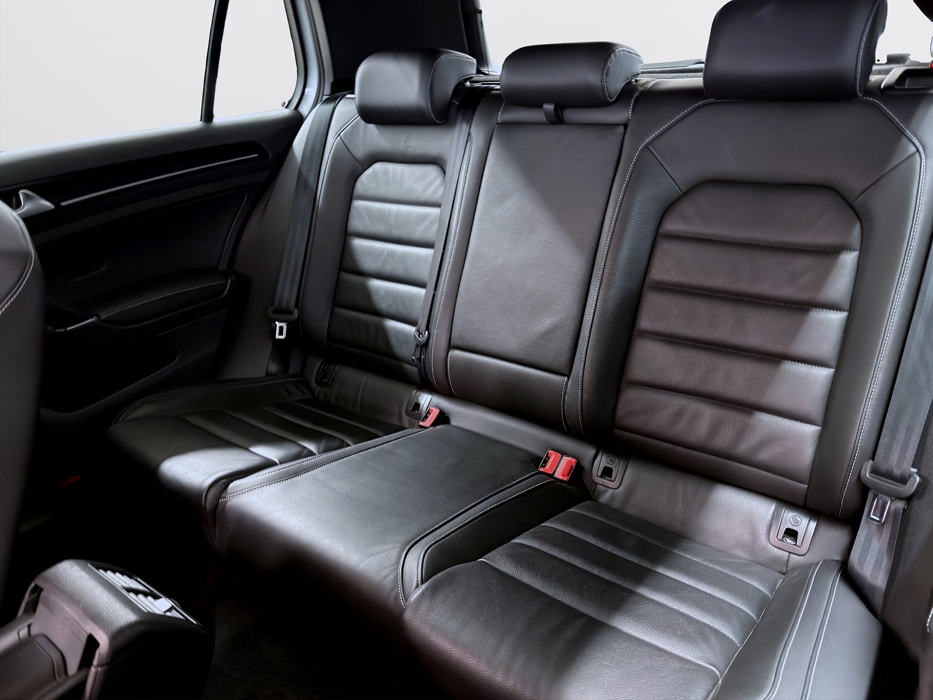R 2.0 TSI 4M 300hk Pano Dynaudio B-Kamera PDC