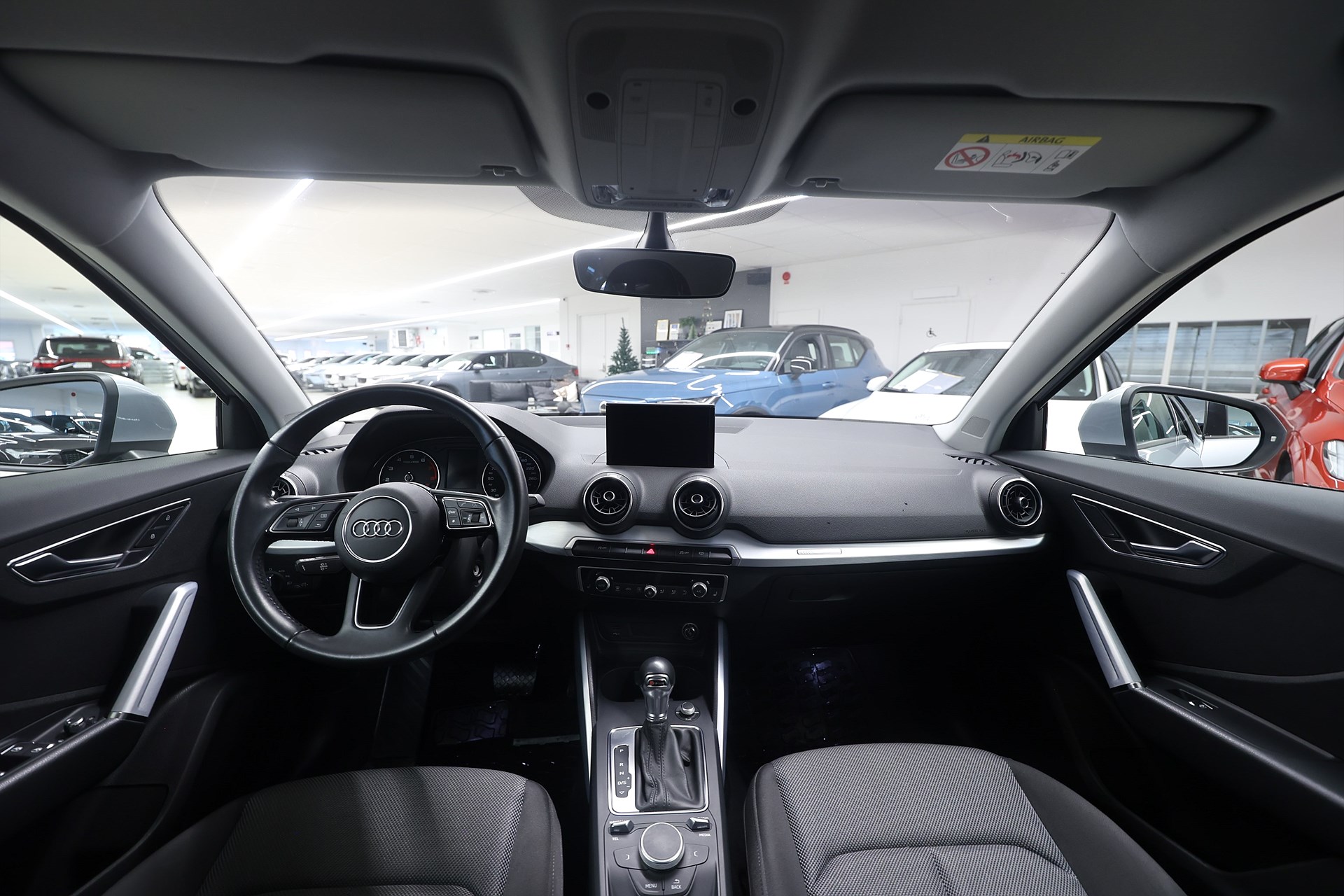 Audi Q2 1.4 TFSI 150hk Proline PDC LED Farth