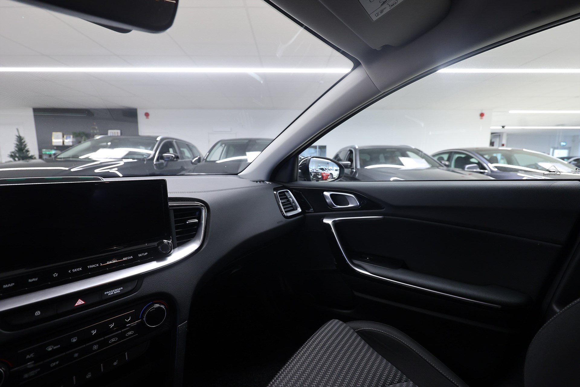 Kia Ceed SW PHEV 141hk Advance B-kamera Navi