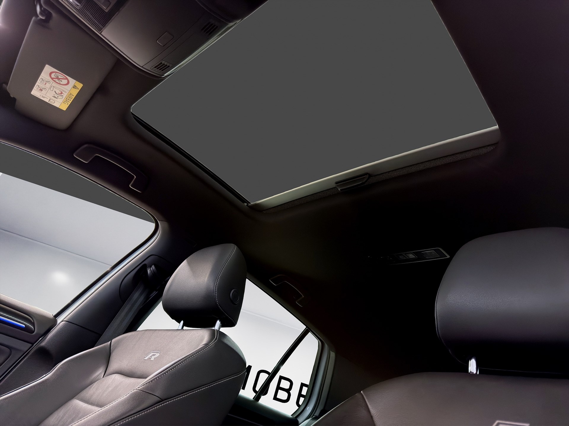 R 2.0 TSI 4M 300hk Pano Dynaudio B-Kamera PDC