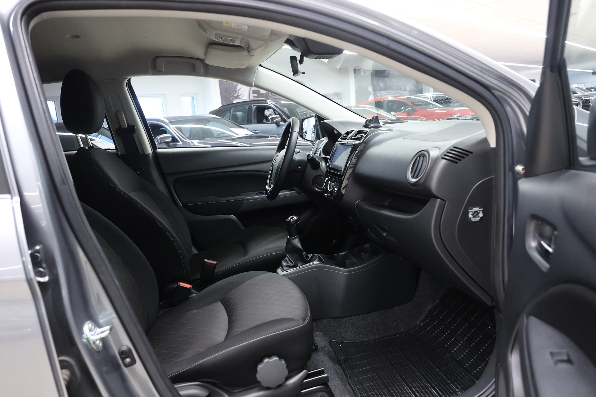 Mitsubishi Space Star 1.2 MIVEC 80hk Bluetooth Farthållare