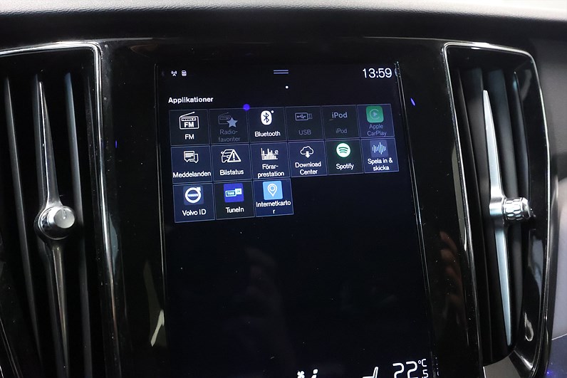 Volvo V60 Recharge T6 AWD 340hk Momentum Keyless CarPlay PDC