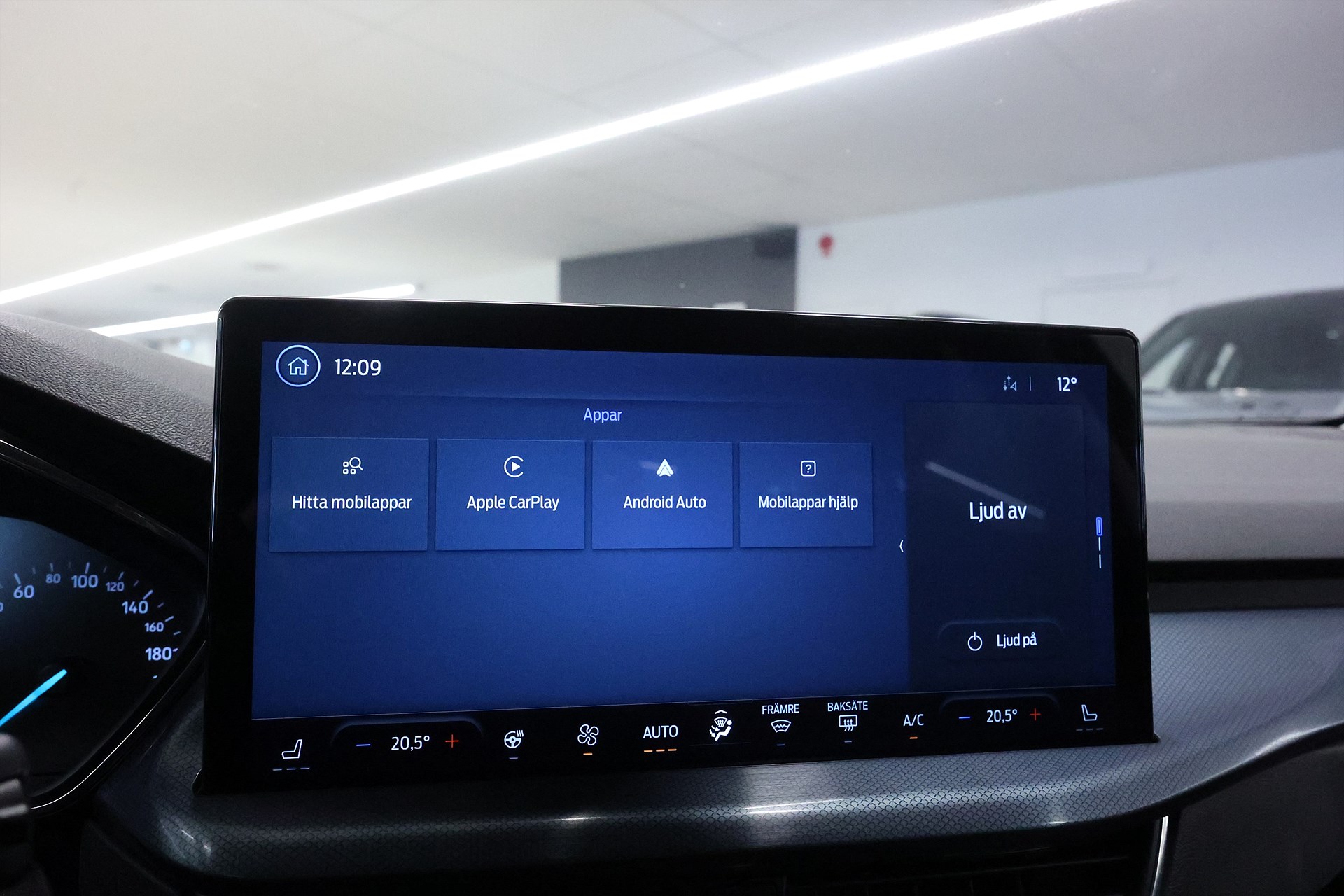 Ford Focus Active 1.0 Hybrid 125hk Active + B-kamera Navi