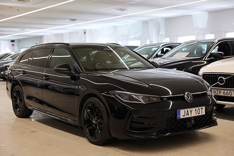 Volkswagen Passat 2.0 TDI 4M R Line 360-kam H/K Massage IQ Läder