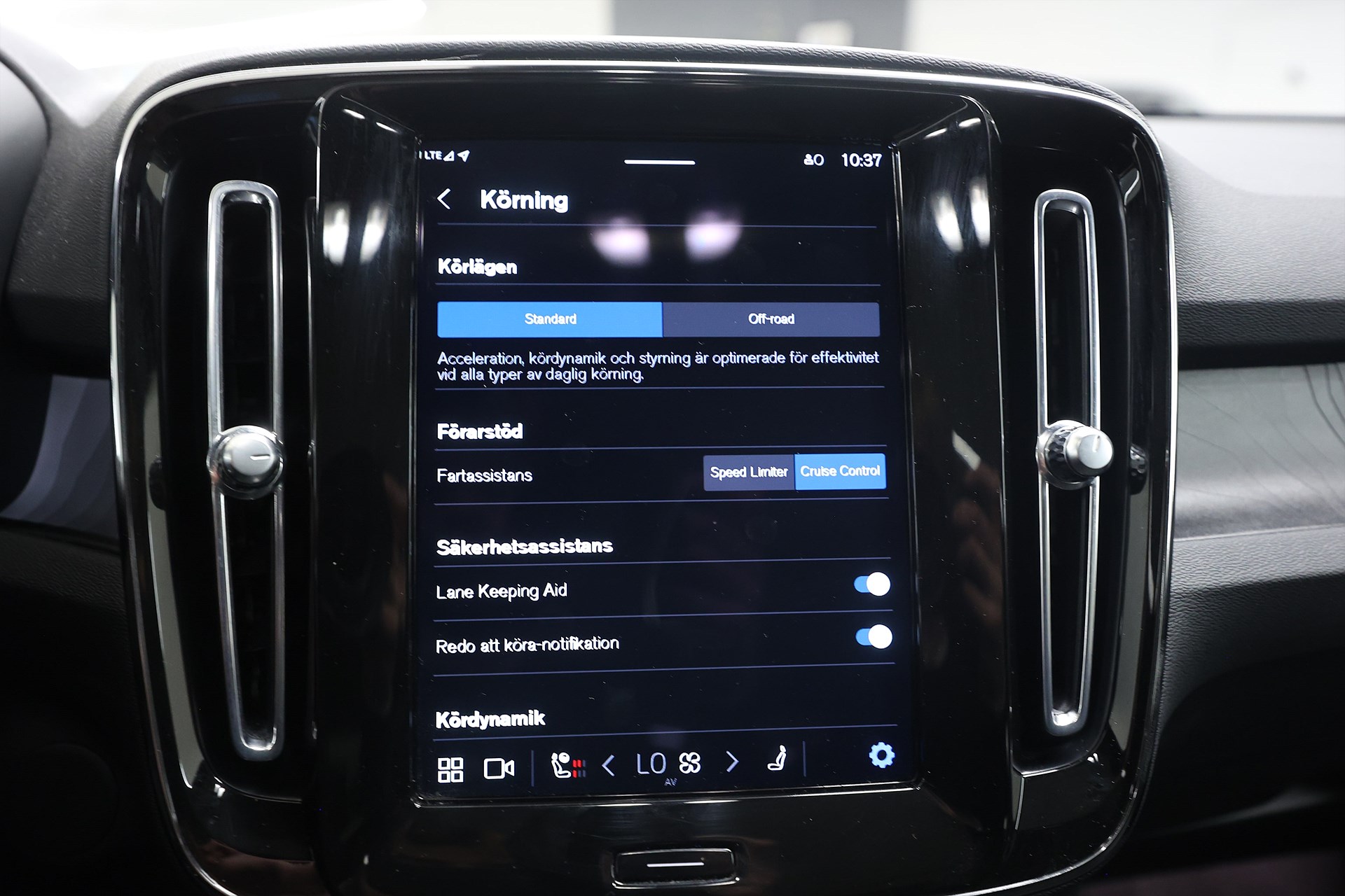Volvo C40 Recharge Single Motor *Hjulkampanj!* Core Pano Drag