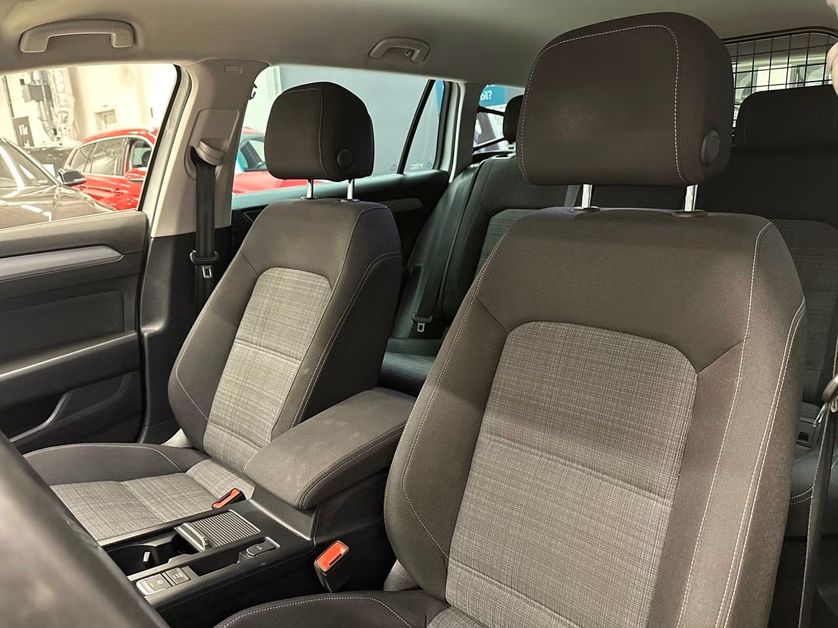 Volkswagen Passat Variant – bild 8