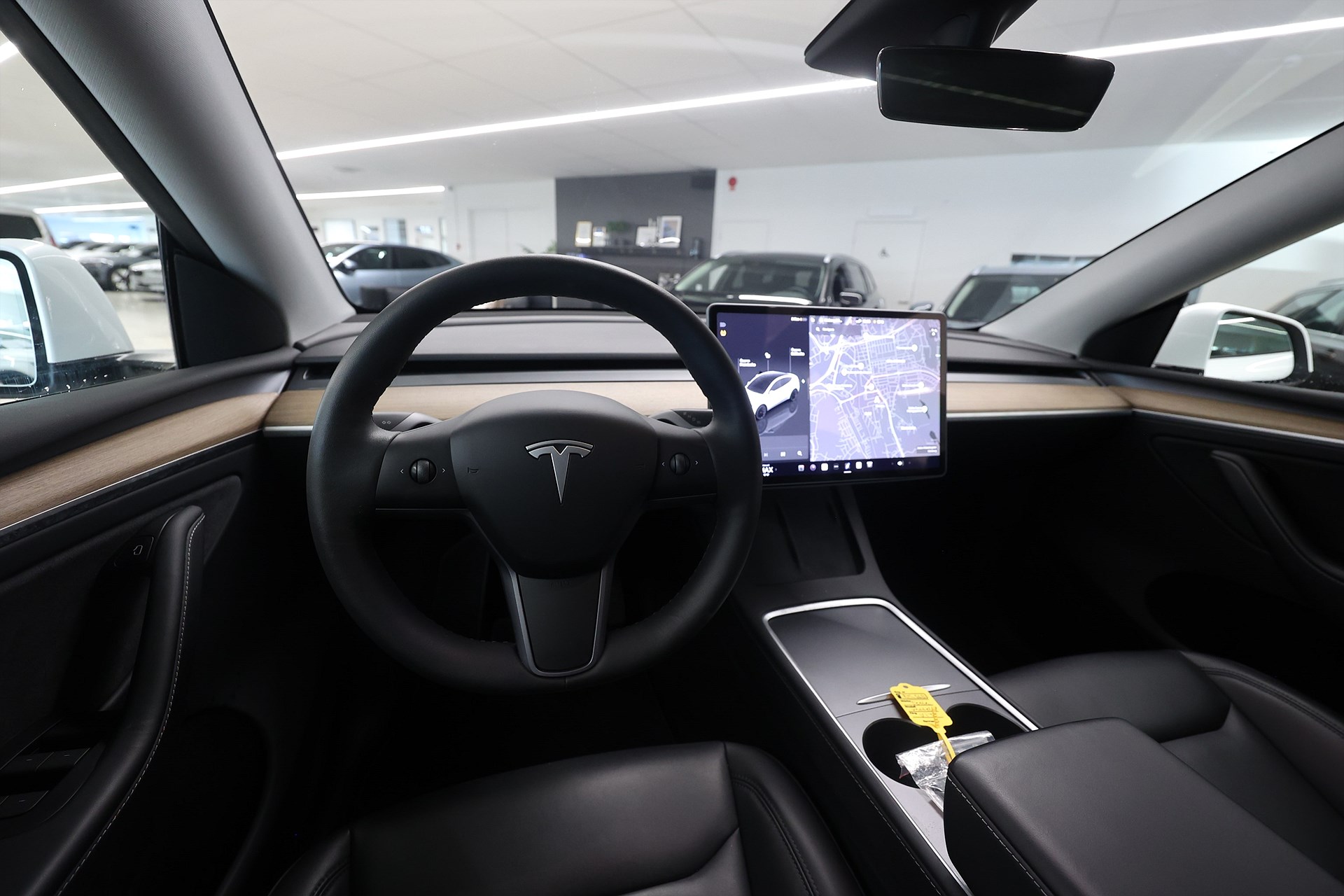 Tesla Model Y Long Range 514hk *Hjulkampanj!* AWD Pano AP MOMS