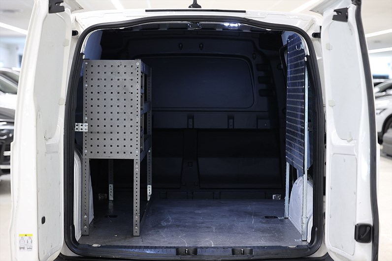 Volkswagen Caddy 2.0 TDI V-inrett Drag Värmare LEASBAR