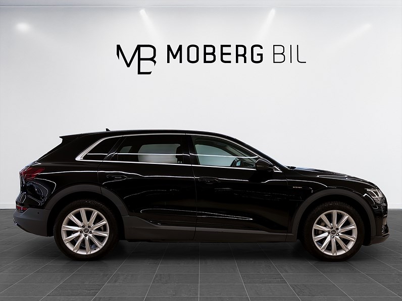 Audi e-tron 50 quattro 313hk Helg på Moberg! Navi Keyless PDC