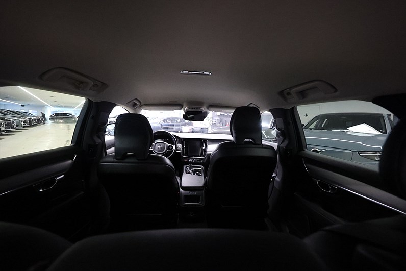 Volvo V90 Cross Country D4 AWD 190hk Momentum HUD H/K