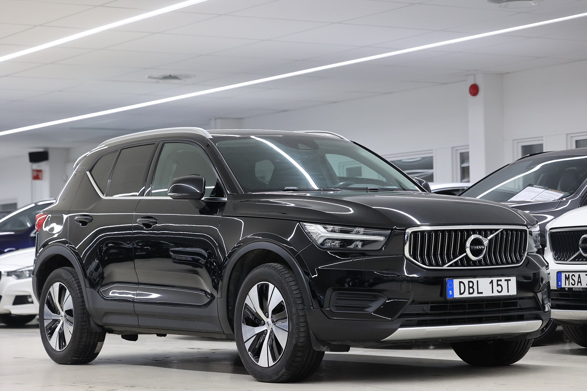 Volvo XC40 T4 Recharge 211hk *Hjulkampanj!* Momentum Värmare