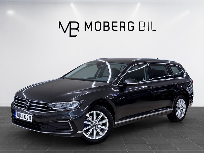 Volkswagen Passat SC GTE 218hk Helg på Moberg! Keyless B-Kamera Navi