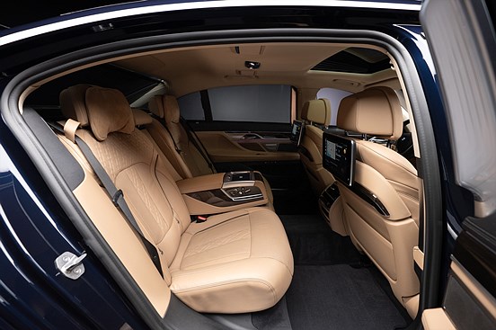 BMW 740d xDrive Lång - S.Jönsson Bil - 18