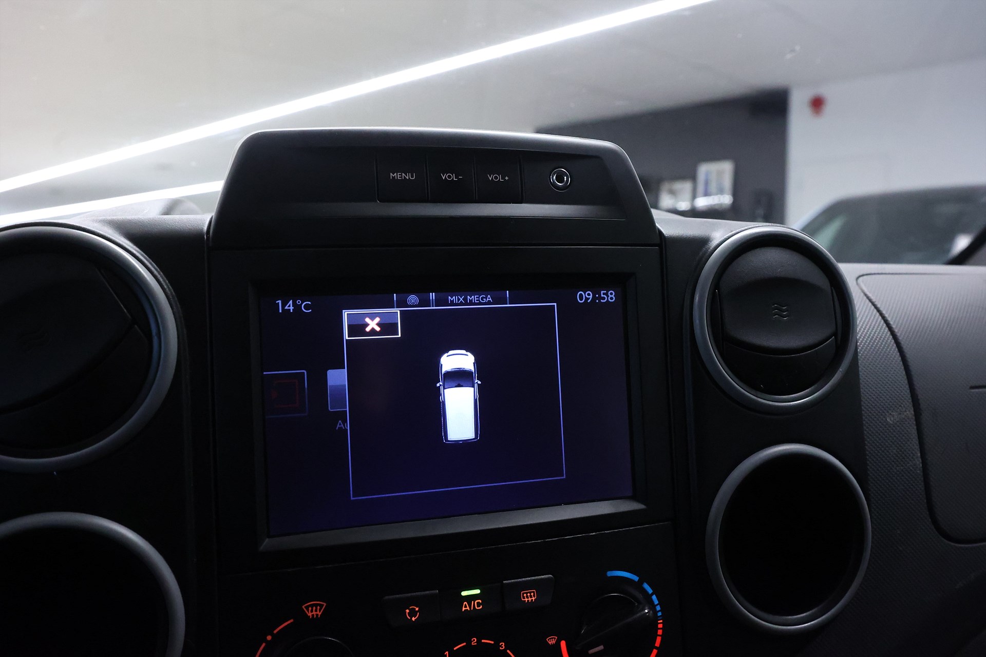 Citroën Berlingo 1.6 BlueHDi 75hk L1 PDC CarPlay MOMS