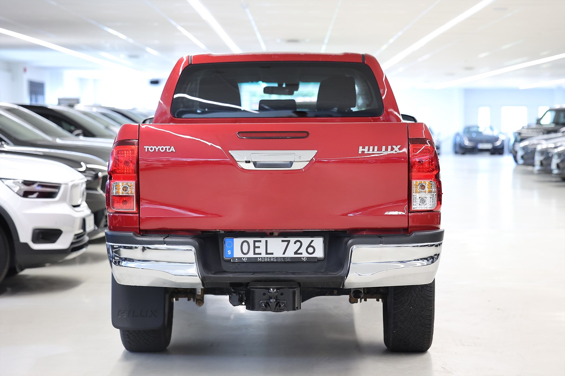 Toyota Hilux 2.4 AWD 150hk Drag B-kamera Värmare MOMS