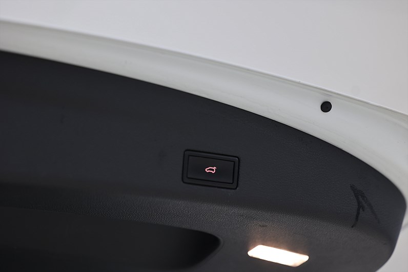 SEAT Alhambra 2.0 TDI 4Drive 184hk FR-Line Navi Drag Värmare