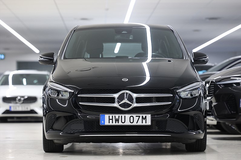 Mercedes-Benz B 180 136hk *Hjulkampanj!* Drag B-kamera Navi