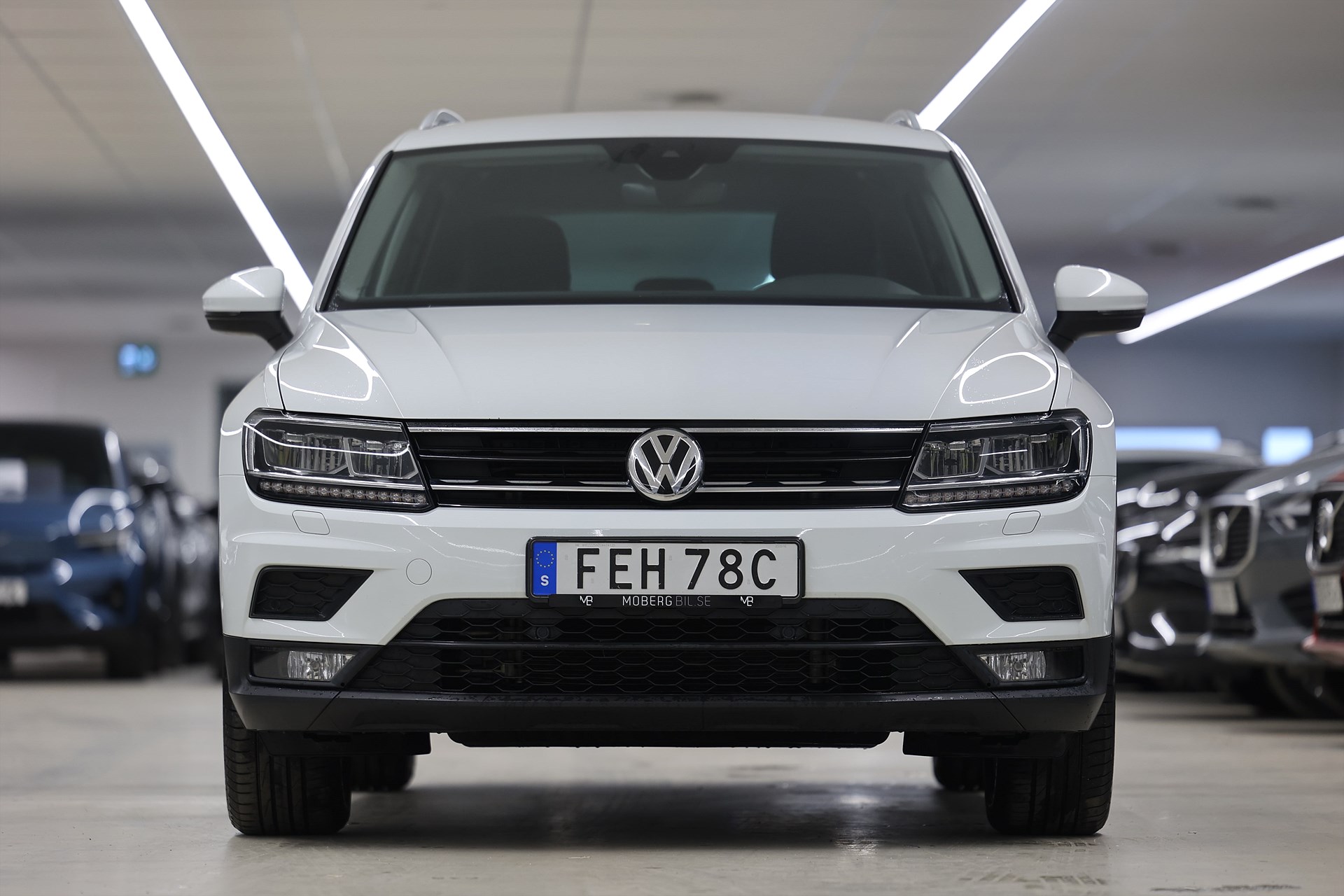 Volkswagen Tiguan 2.0 TSI 4M 190hk CarPlay B-Kamera Drag Värmare