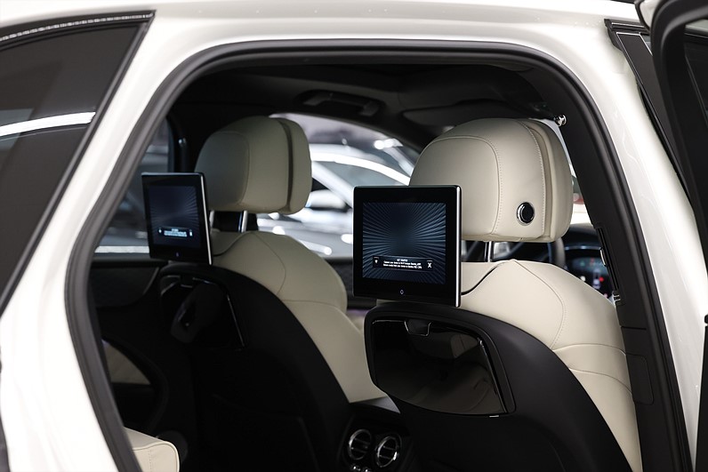 Bentley Bentayga Hybrid Blackline Naim Mulliner Pano