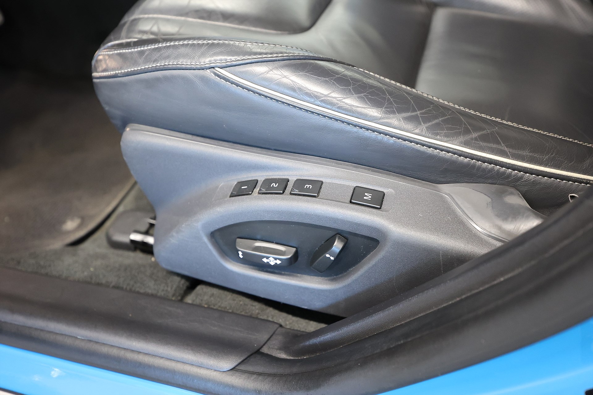 Volvo S60 T6 306hk R-Design Polestar H/K Läder Navi B-Kamera