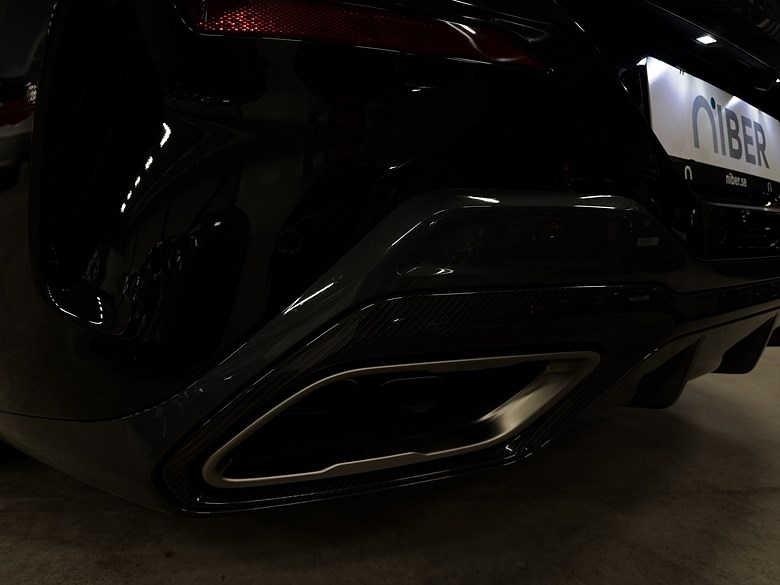 BMW M850i xDrive Kolfibertak B&W Laserlight, 360°, Navi 2020, svart – bild 24 av 27, begagnad hos Niber i Järfälla