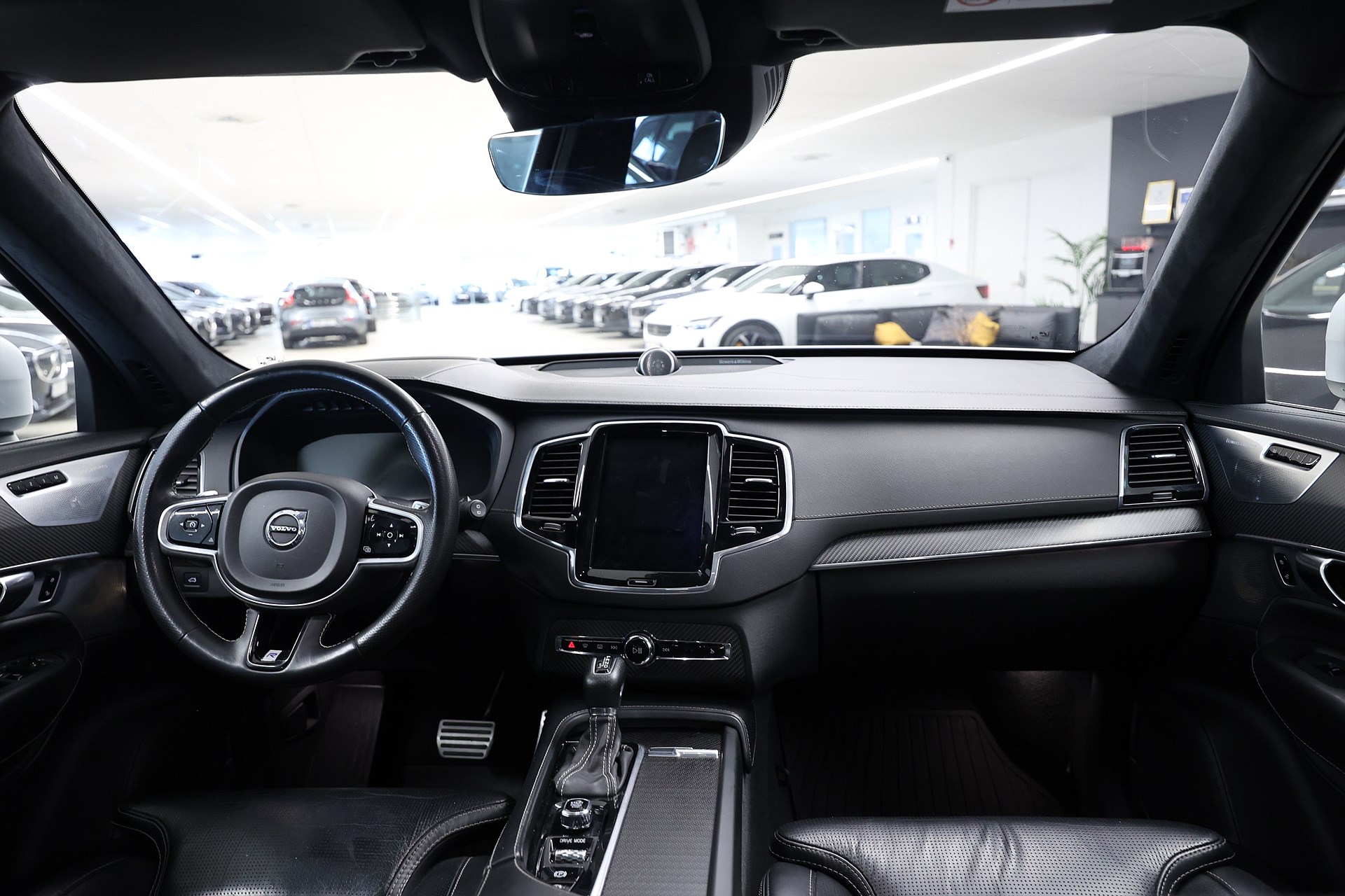 Volvo XC90 T6 AWD 310hk R Design 7-Sits HUD B&W Luft.fjädr Pano