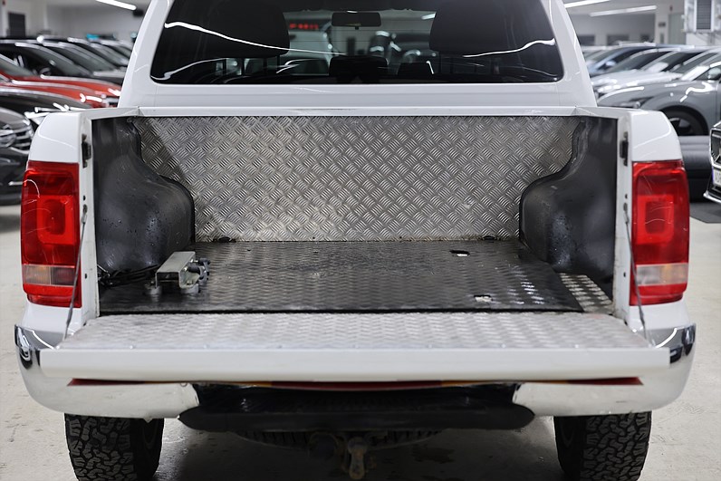 Volkswagen Amarok 2.0 BiTDI 4M 163hk Highline Drag MOMS