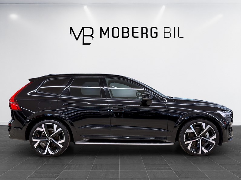 Volvo XC60 Recharge T6 350hk Ultra Black Edition HUD B&W 360