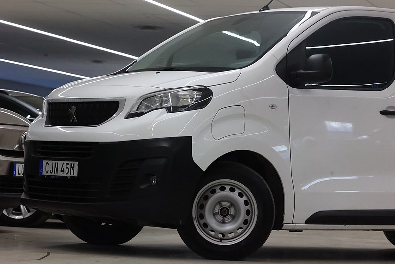 Peugeot e-Expert 75 136hk V-inrett B-kamera CarPlay MOMS