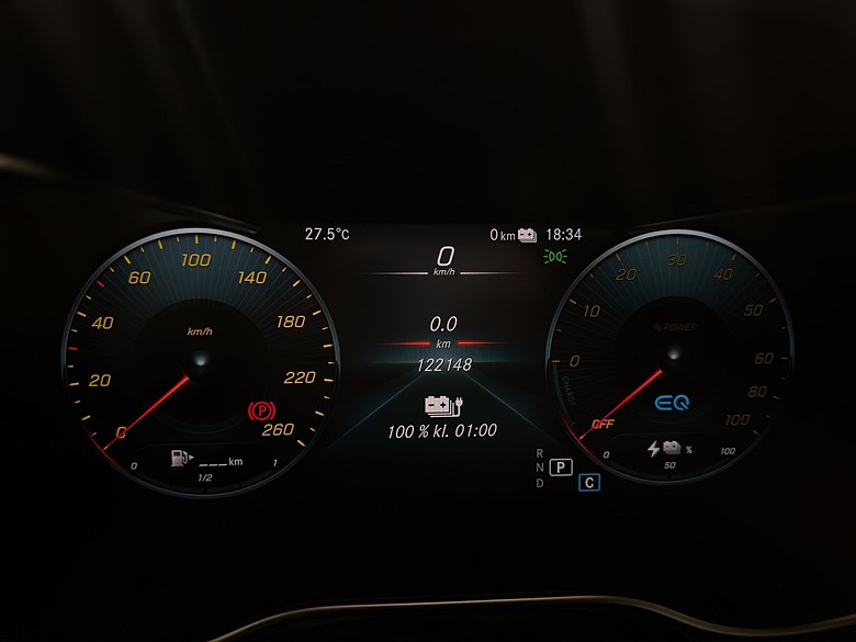 Mercedes-Benz GLC 300 de 4MATIC AMG, Night, Drag, Värmare 2021, silver – bild 12 av 26, begagnad hos Niber i Järfälla