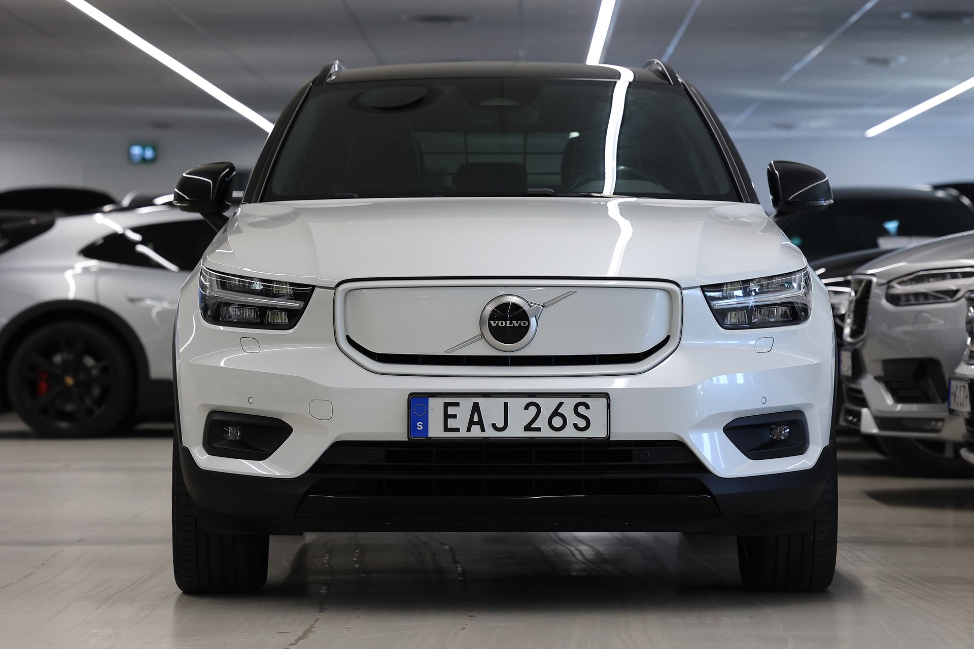 Volvo XC40 P8 Recharge *Hjulkampanj!* Core 532km räckvidd Drag