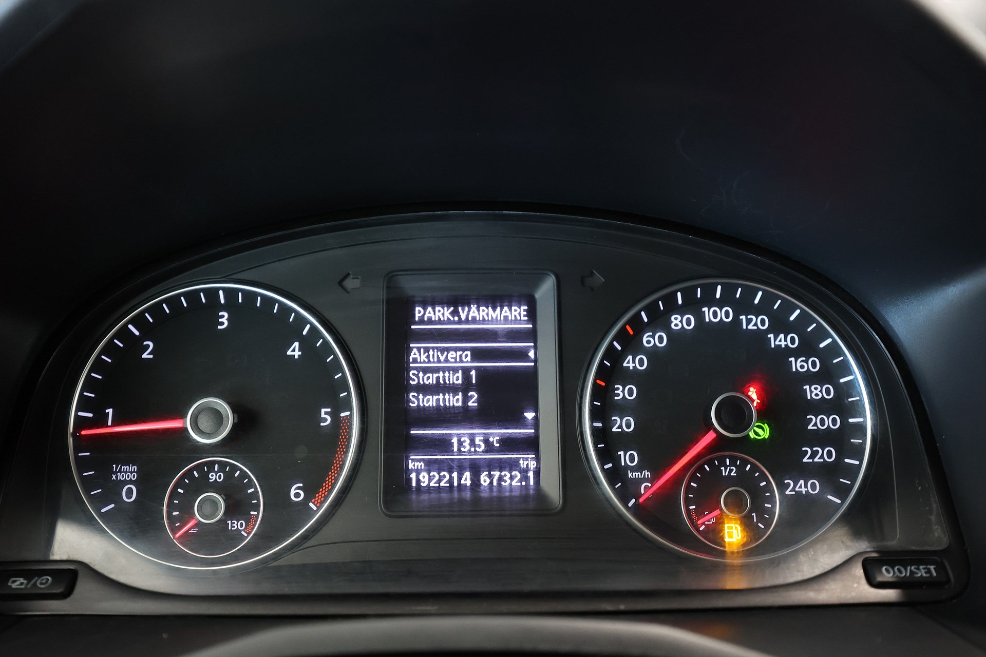 Volkswagen Caddy Maxi 2.0 TDI 102hk Värmare Drag MOMS