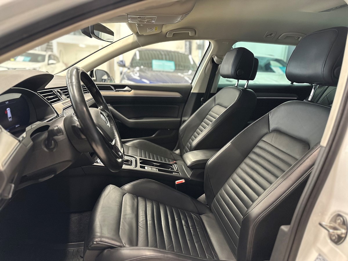 Volkswagen Passat – bild 9