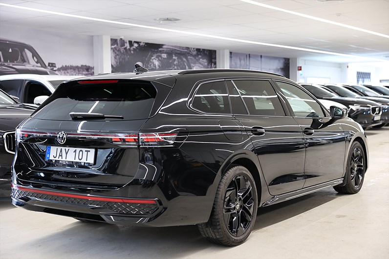 Volkswagen Passat 2.0 TDI 4M R Line 360-kam H/K Massage IQ Läder