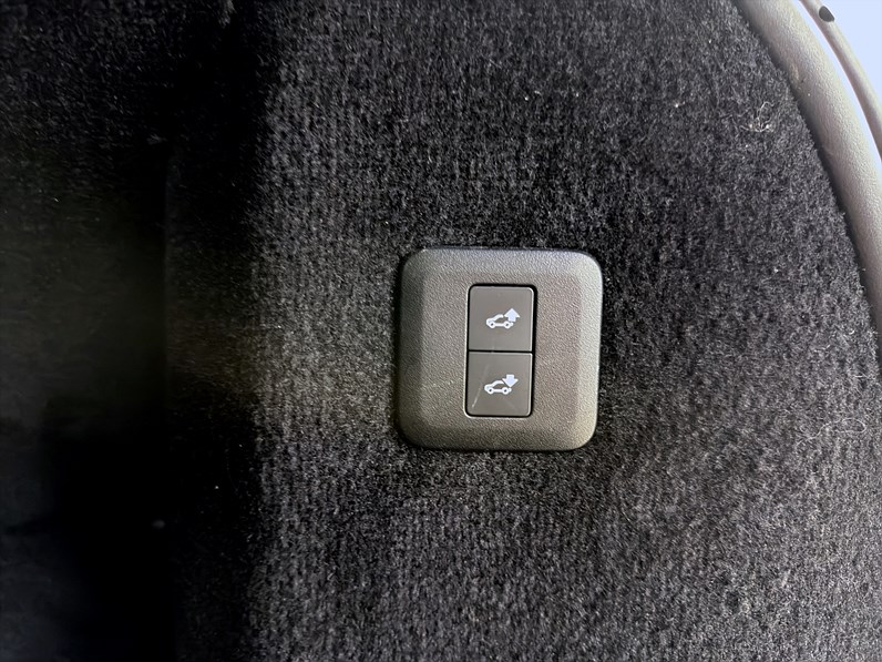 Land Rover Range Rover Sport 400hk Pano Meridian Keyless HUD PDC