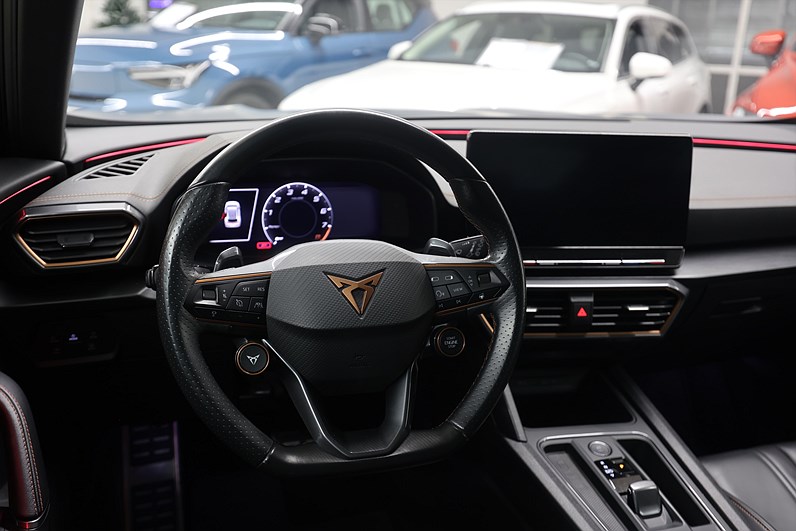 CUPRA Formentor VZ5 390hk Beats 360 Läder