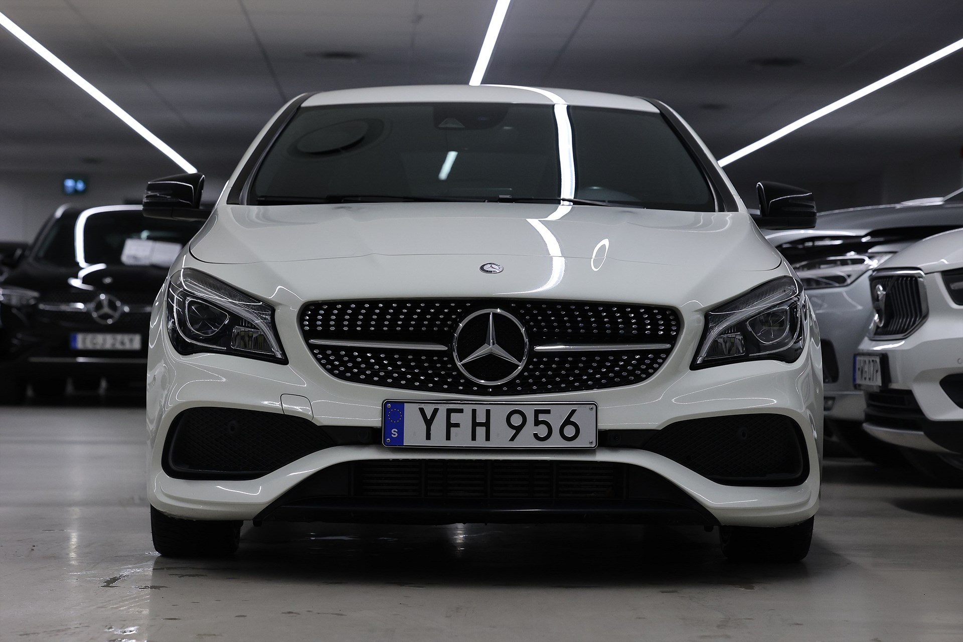 Mercedes-Benz CLA 250 211hk *Hjulkampanj!* Coupé AMG Night pkt