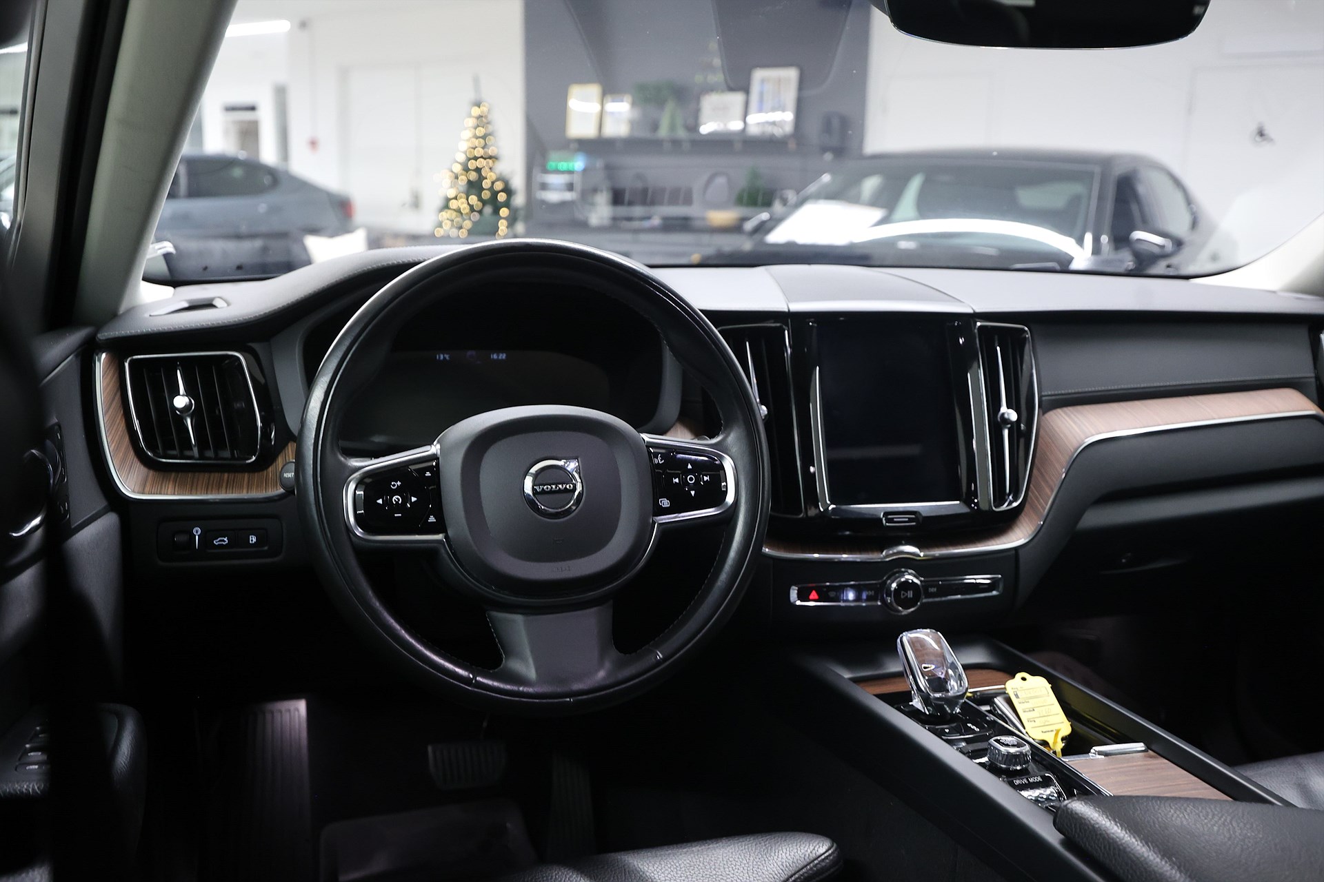 Volvo XC60 Recharge T8 AWD *Hjulkampanj!* Inscription HUD Pano 360