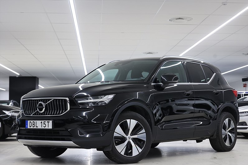 Volvo XC40 T4 Recharge 211hk *Hjulkampanj!* Momentum Värmare