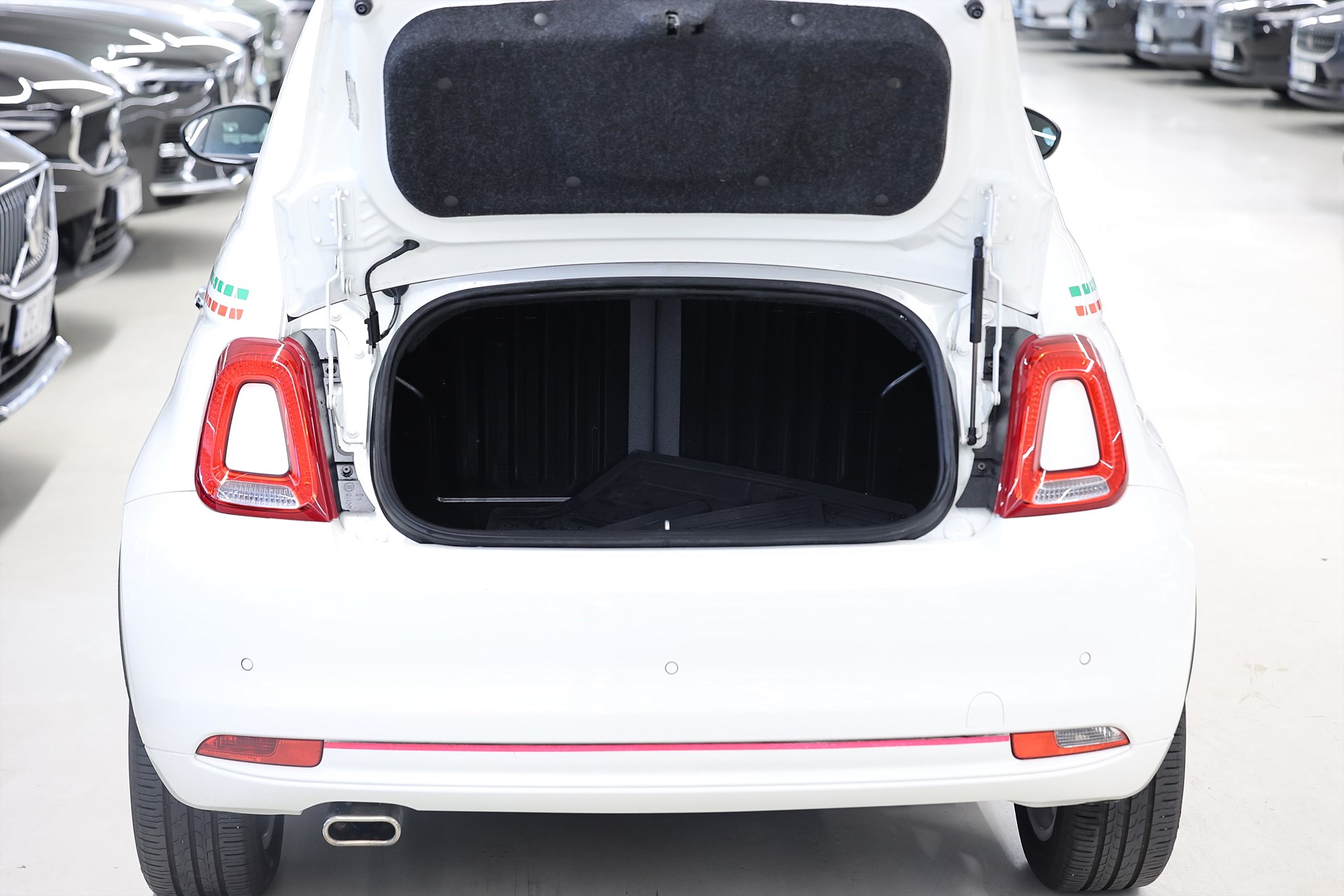 Fiat 500C Cab Hybrid 70hk Lounge PDC Låg Skatt