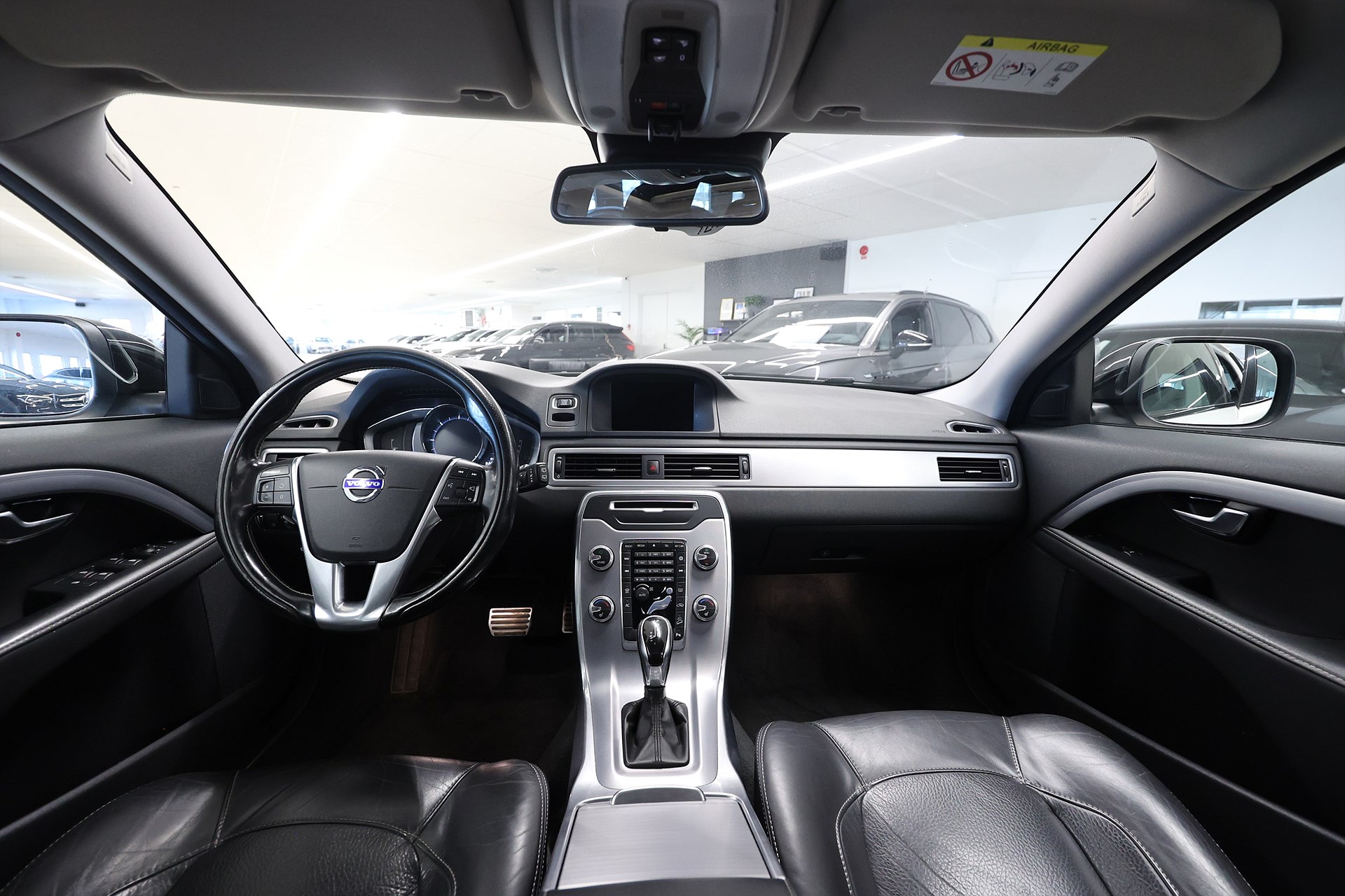 Volvo XC70 D4 AWD 181hk Dynamic Pano LED Värmare Navi