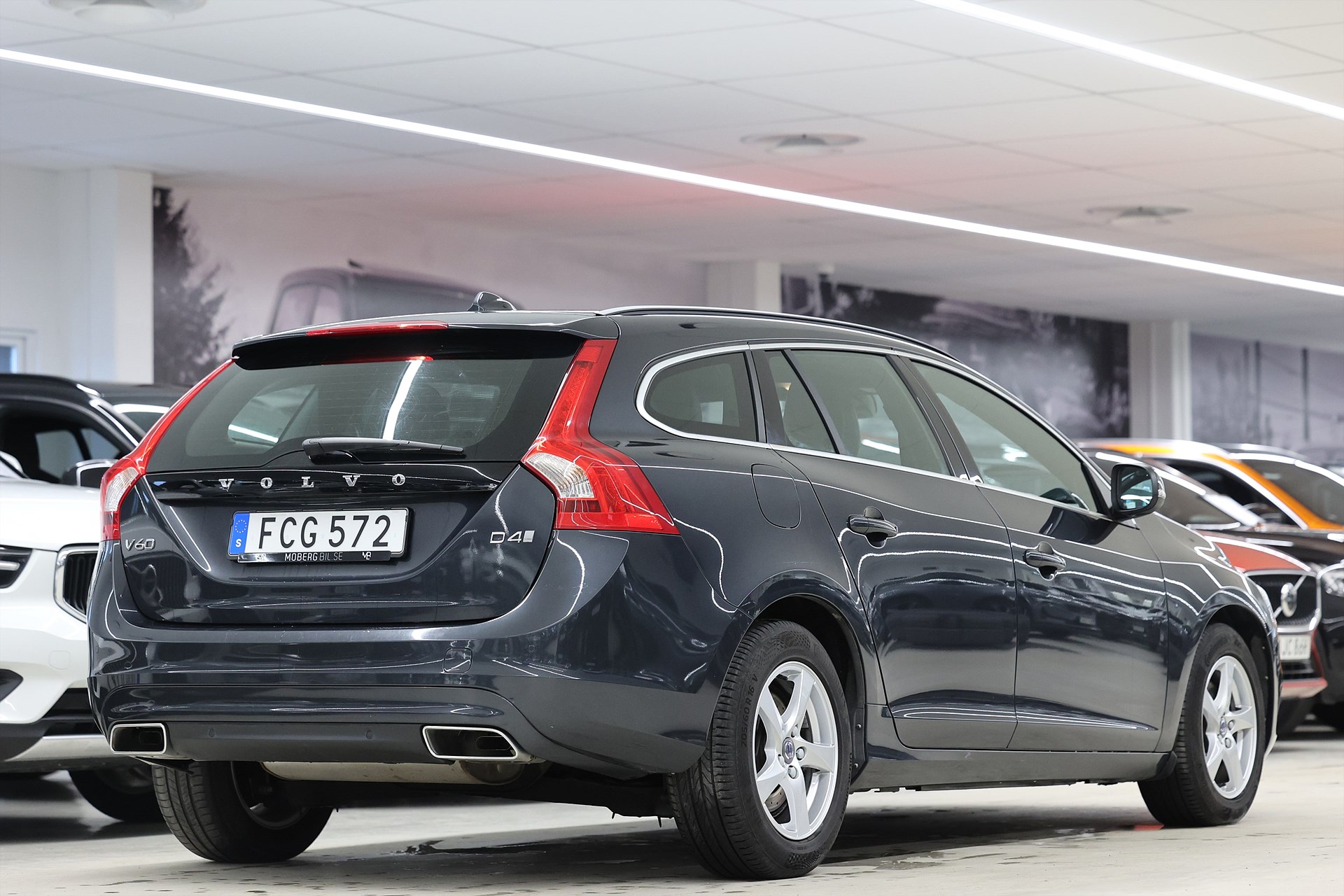 Volvo V60 D4 190hk *Hjulkampanj!* Momentum Värmare
