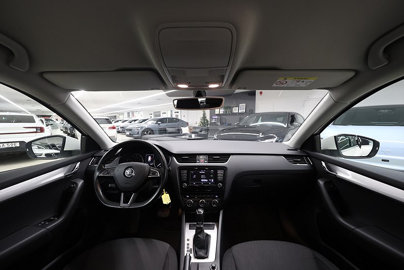 Skoda Octavia 1.4 TSI 150hk *Hjulkampanj!* Style Farth Carplay PDC