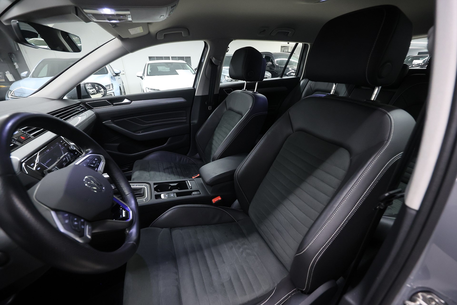 Volkswagen Passat SC GTE 218hk *Kampanj!* Navi Drag Navi B Kamera