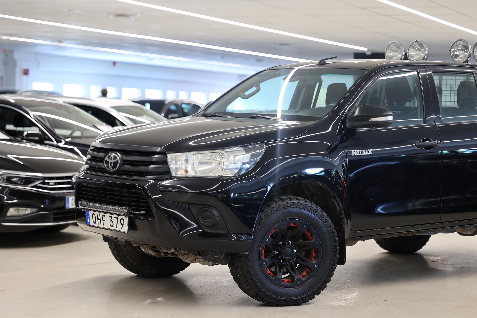 Toyota Hilux Dubbelhytt 2.4 AWD 150hk Dragkrok LEASEBAR