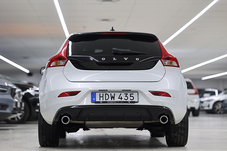 Volvo V40 D2 120hk R-Design PDC LED Farth Bluetooth