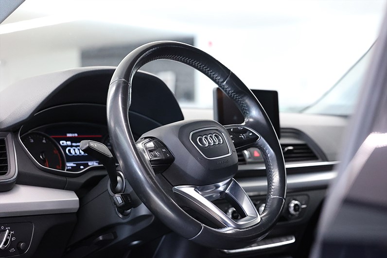 Audi Q5 2.0 TDI Quattro 190hk Proline PDC Drag Värmare