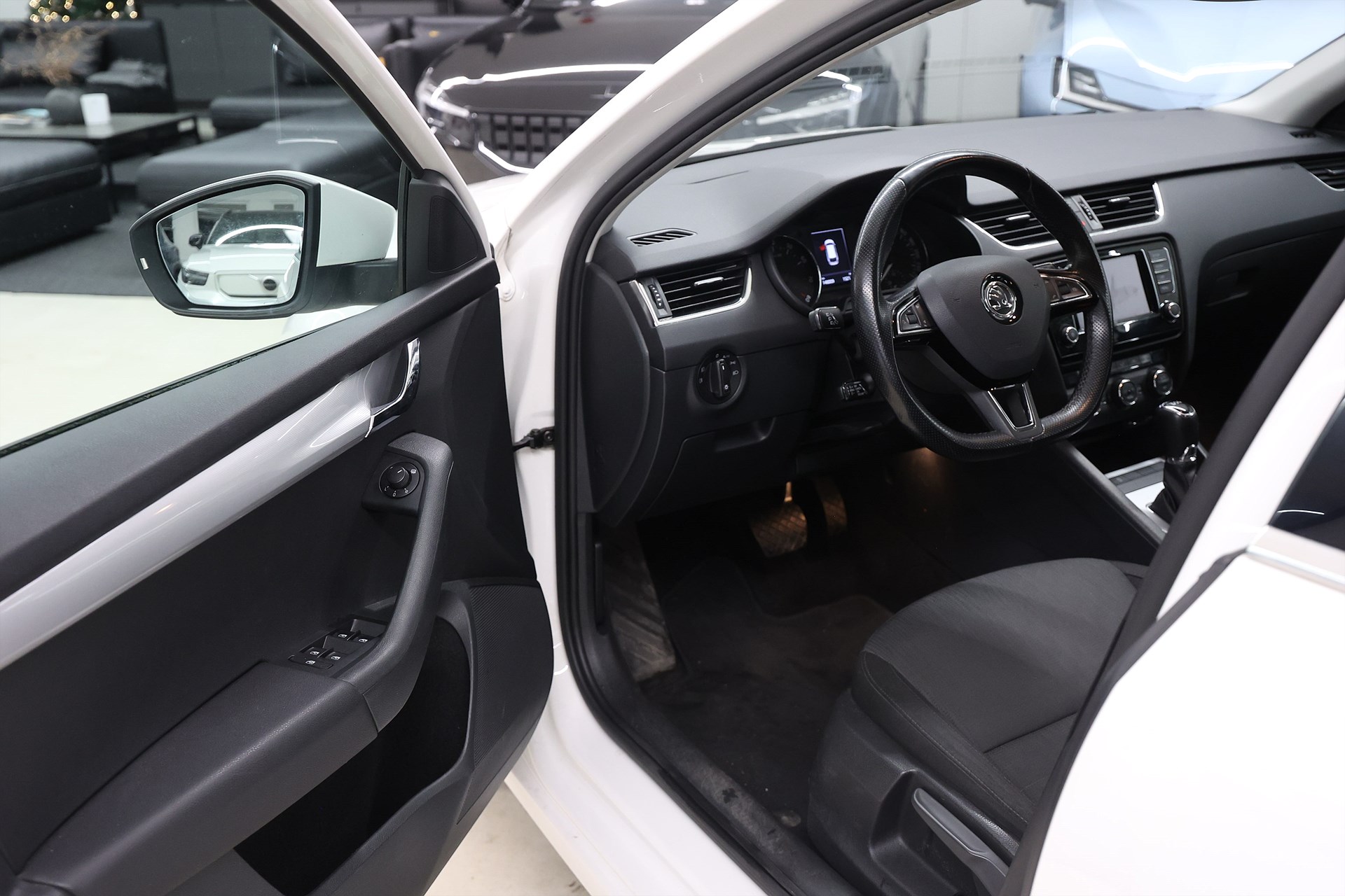 Skoda Octavia 1.4 TSI 150hk *Hjulkampanj!* Style Farth Carplay PDC