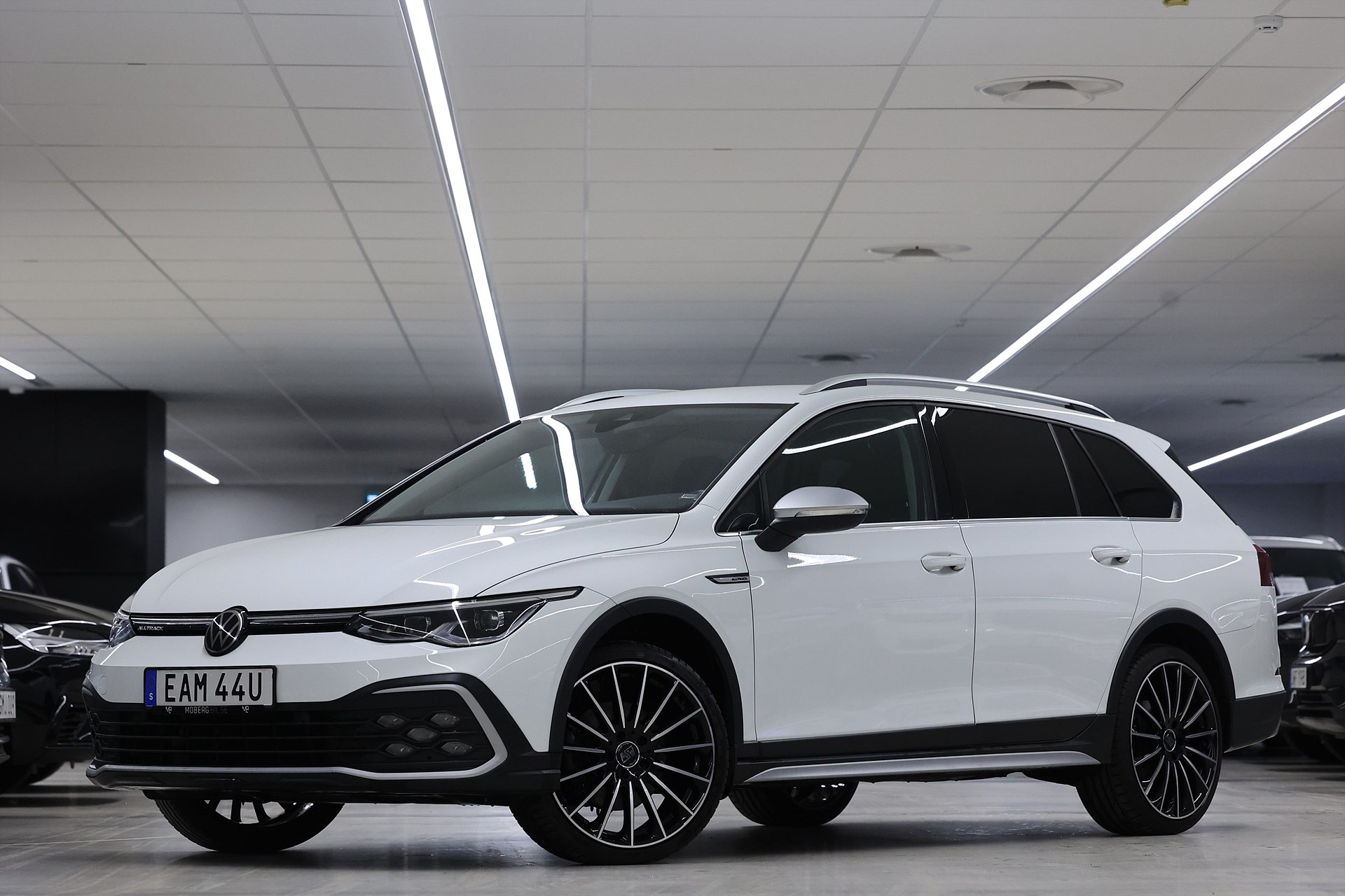 Volkswagen Golf Alltrack 2.0 TSI 4M 190hk *Hjulkampanj!* Drag