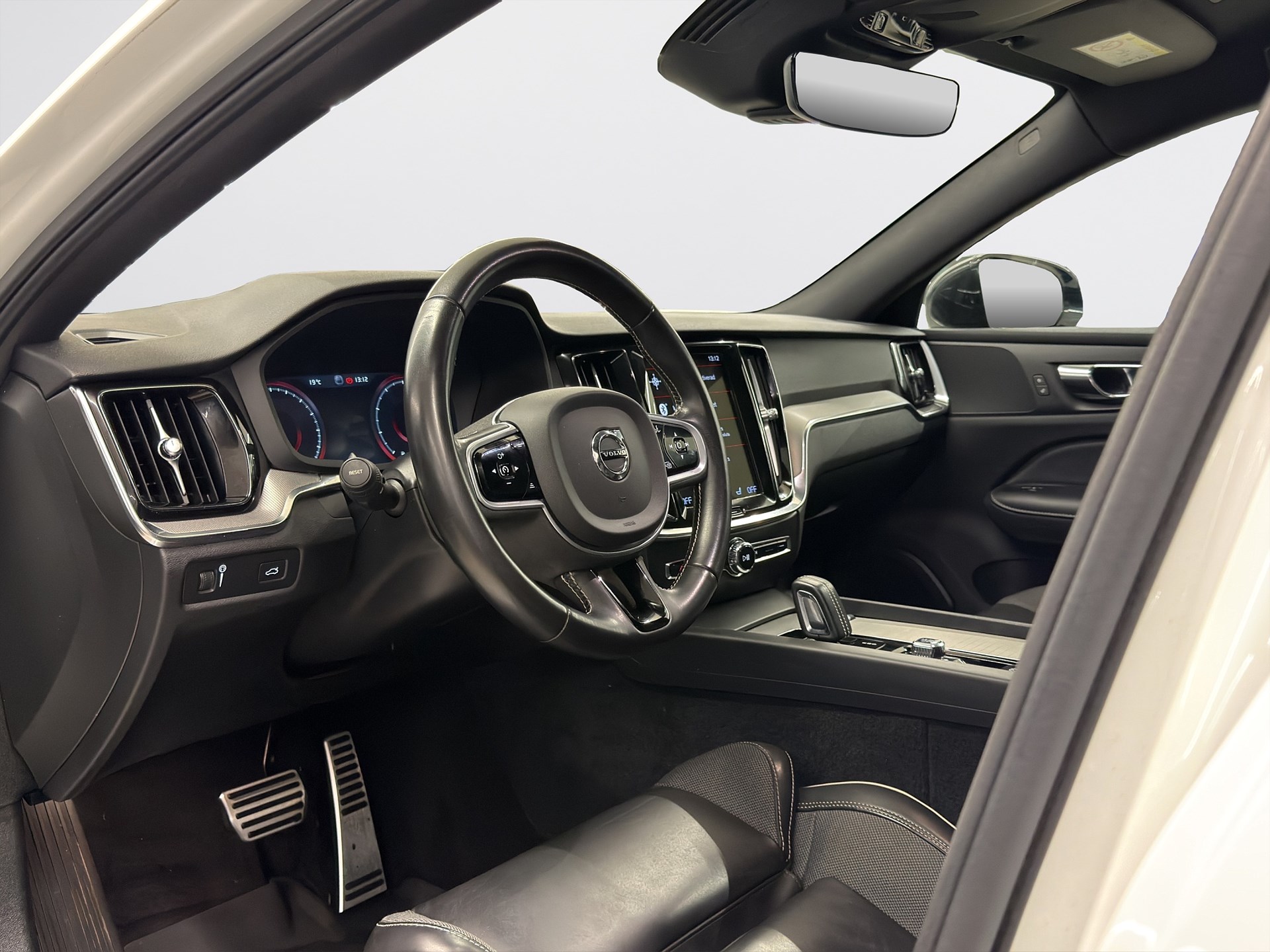 Volvo S60 B5 250hk R-Design B-Kamera Läder Keyless Värmare